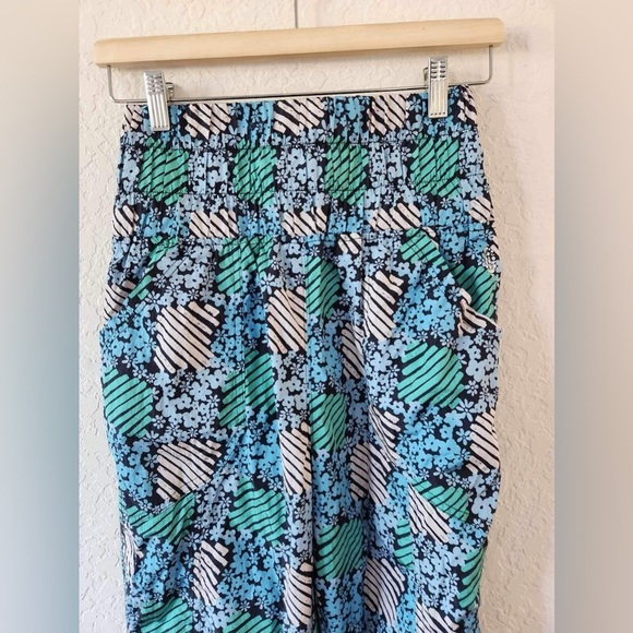 Free People Movement Harem Pants Women's Jogger patterned athletic Size Small - Picture 8 of 10